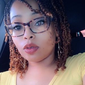 Meet your Posher, Tara